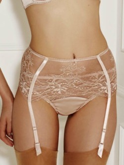 lucy-loves-lingerie:  via Lucy Loves Lingerie