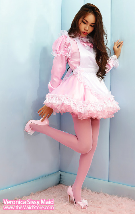 sissified-pink:Veronica Sissy Maid