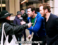 sebastianstam:  Billy on the Street: Chris Pratt Lightning Round! 