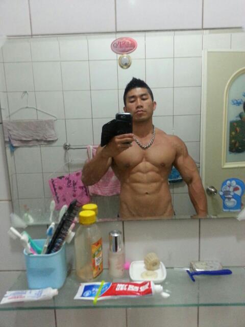 siroman91: So hot <3