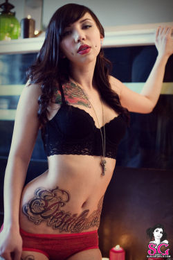 Suicide Girl SG