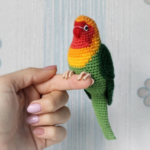 sosuperawesome:Crochet Birds / DIY PatternsTanya Zhylyayeva on EtsySee our #Etsy or #DIY tags