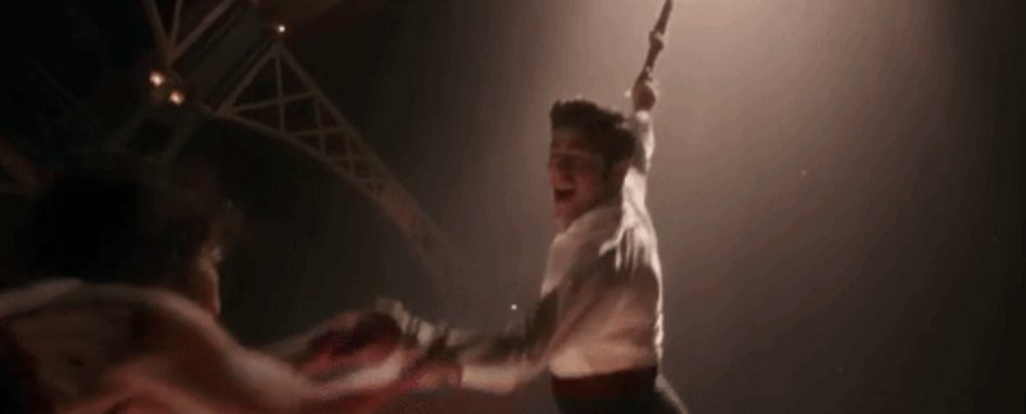 mischievousmaraudeers:never trust zac efron