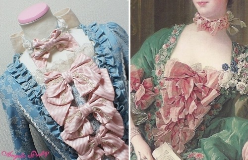 quini-maze:  Comparison between “Pompadour Onepiece” by Angelic Pretty and the
