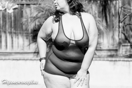 hipsncurvesplus: hipsncurvesplus: X marks the spot!Hipsncurvesplus​’ Wish List Link: am