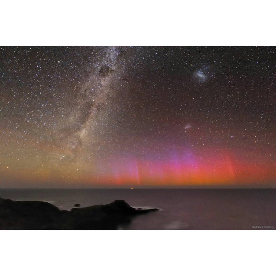 Red Aurora Over Australia #nasa #apod #aurora #atmosphere #solarstorm #oxygen #centralband