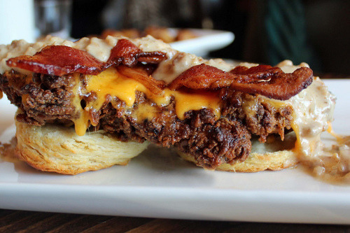 foodluxury:  Love Food? This blog is for you. 
