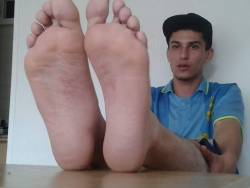 Male Feet Central