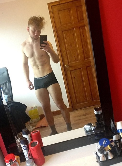 kickingkik:Message me for more (£)Damn