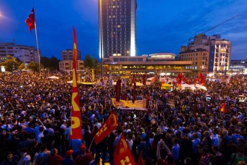 olmasaydinolmazdik:  Gezi Parkı Türkiye’ye Dayanışmayı Öğretti !!! 