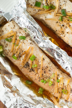 craving-nomz:  Ginger Soy Sesame Fish