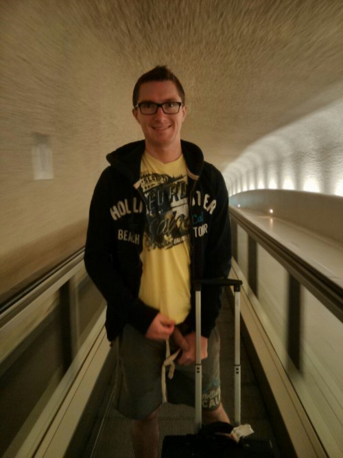 arthusetnico:  At the airport