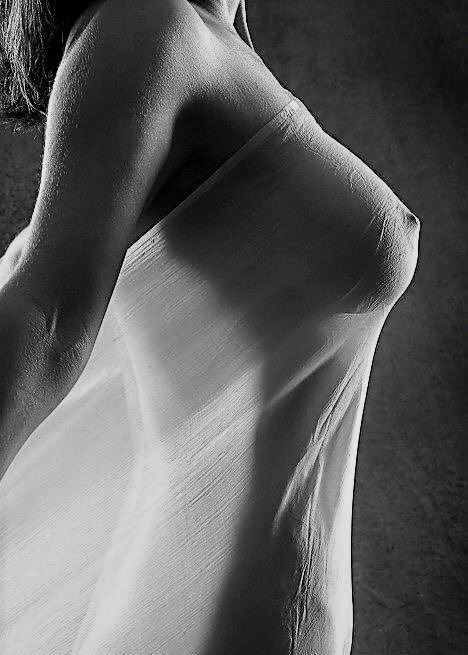 hotnippleworship:black-and-white-arousal:▪️BEAUTY