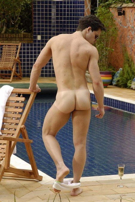 Cosi Fan Tutti “They all do it like that"