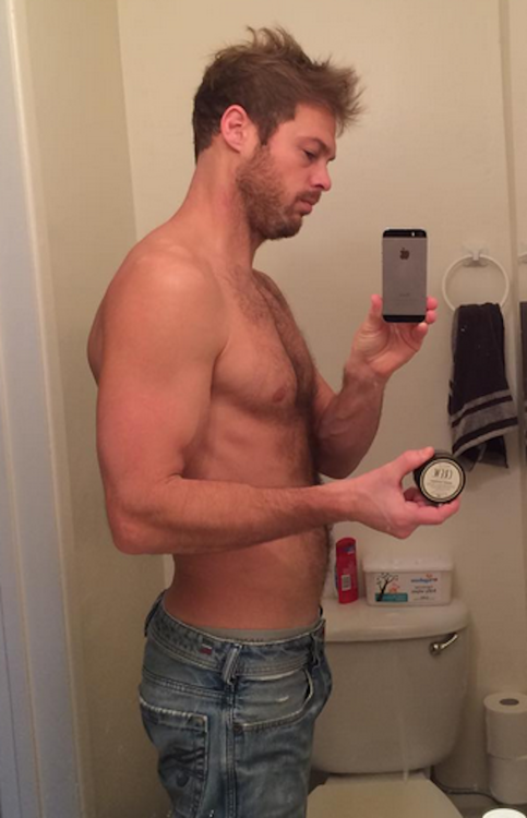 traveladdict227:  George Stults; furry friend, nice ass, rockin’ body