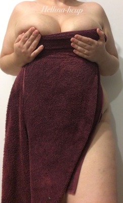 hellina-hcup:  Towel porn Thursday…