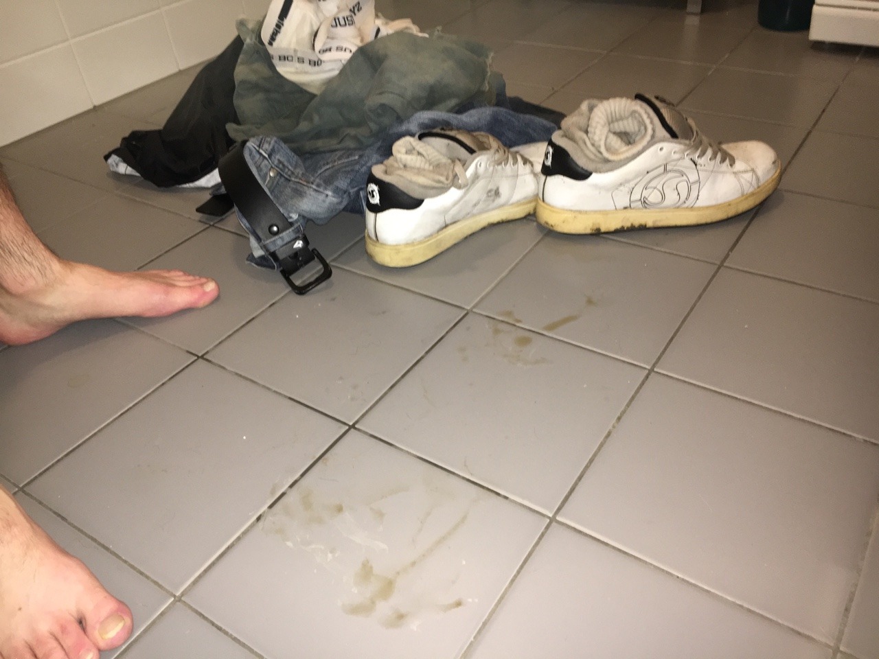 A filthy saturday in public - Part 6. Back home after several hours outside in public