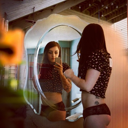 azerann:  ‘Look in the mirror’ by www.azerann.com  Model: @hihelloguns  Nice pics, beautiful!!
