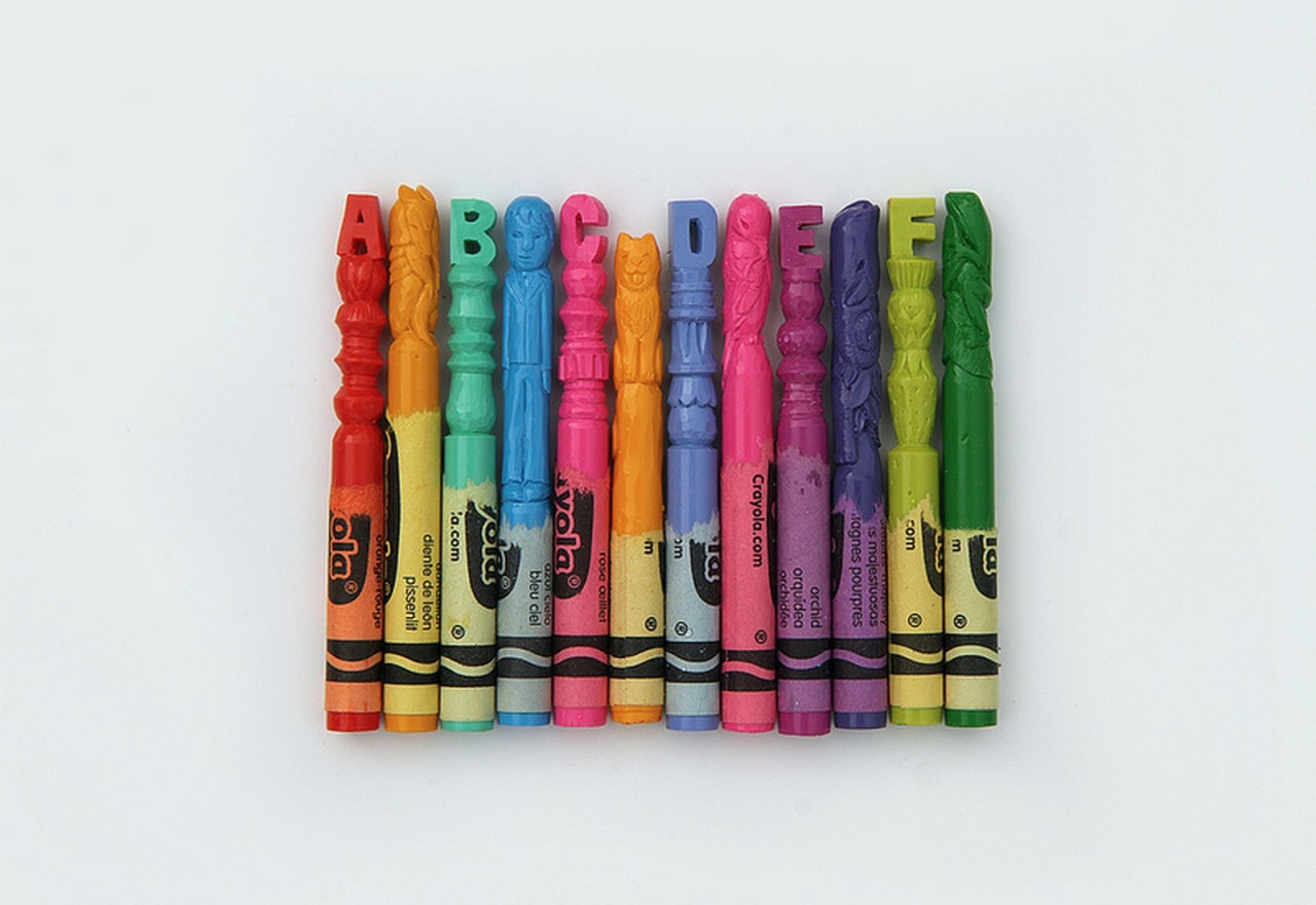 exhibition-ism:  Diem Chau&rsquo;s miniature pencil and crayon sculptures. 