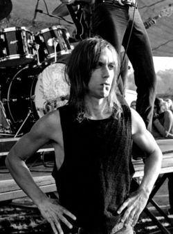 vaticanrust:  Iggy Pop