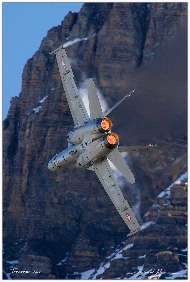 rocketman-inc:  F/A 18 Hornet 