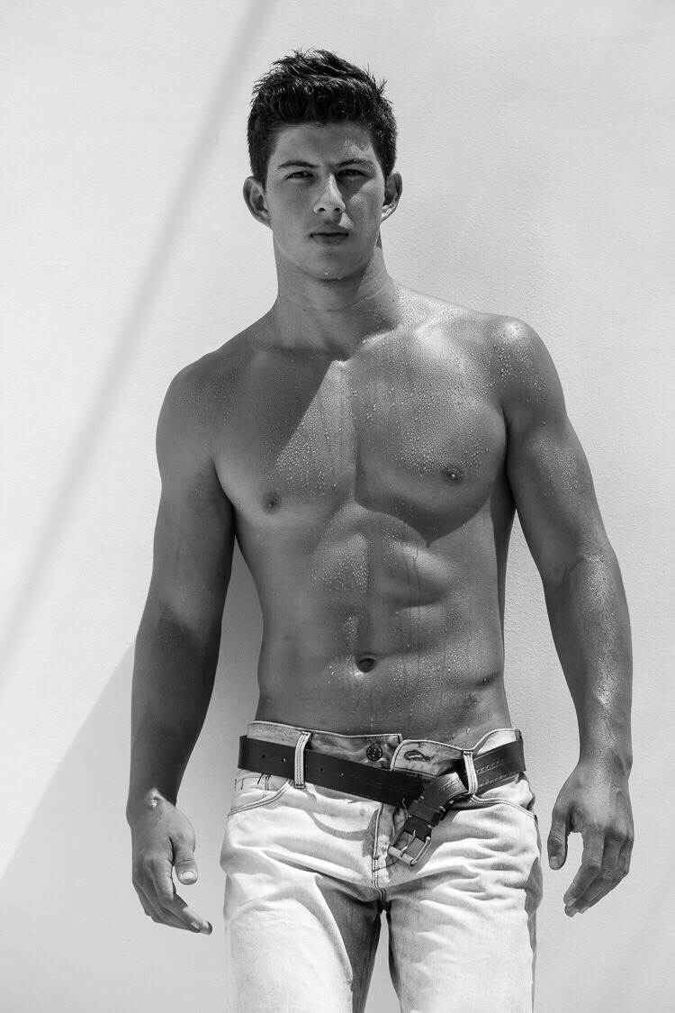 tarkiii:  Marcio Almer 