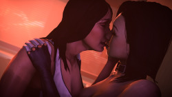 sagosfm:  Diana Allers catching up with Miranda between missions.4K versions: here, here, here and here!