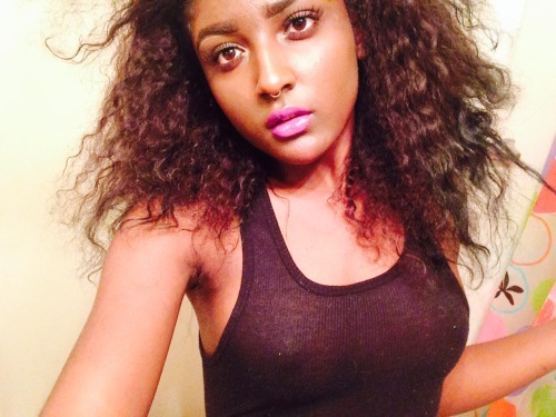 blackgirlsrpretty2:SPOTLIGHT: http://astrobae.tumblr.com/