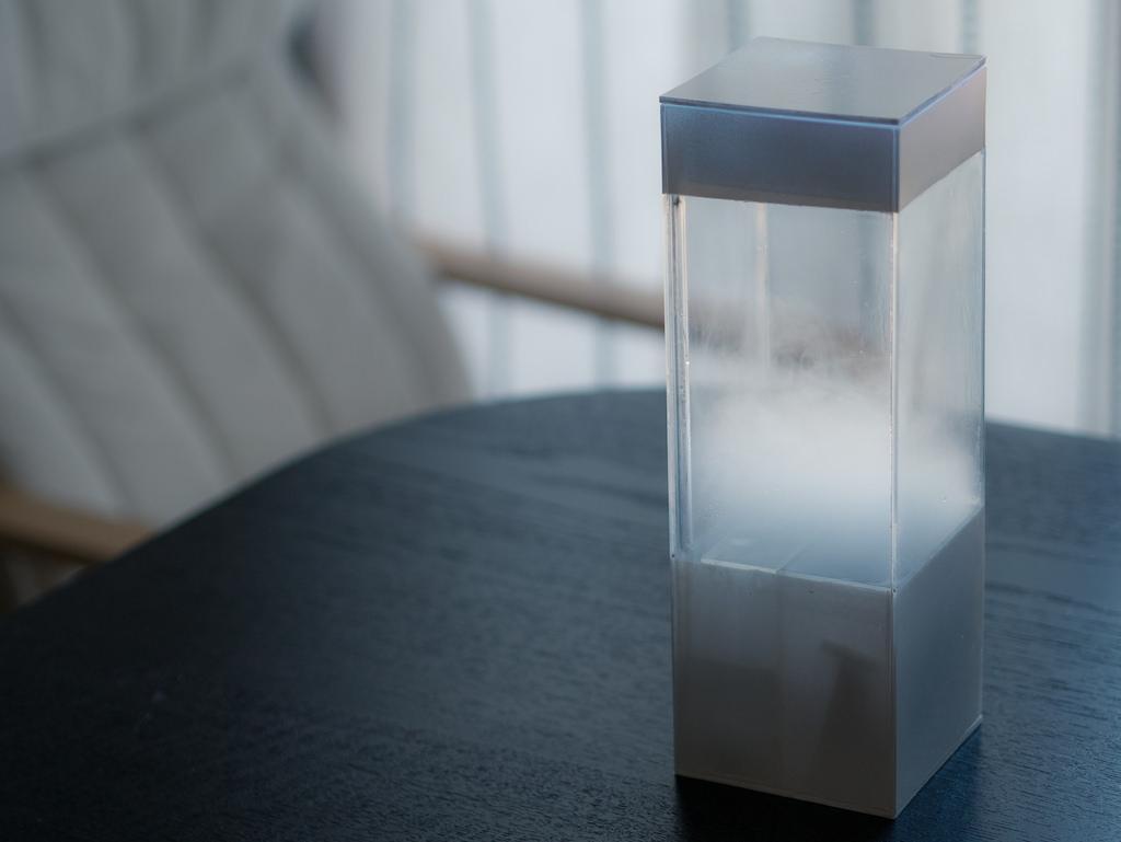 sixpenceee:The tempescope is an ambient physical display that visualizes various