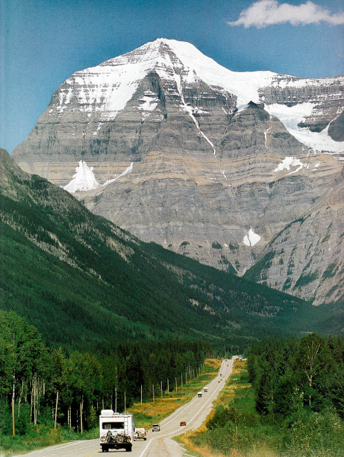 eartheld:  retrospectia:  The Canadian Rockies, 1993  +