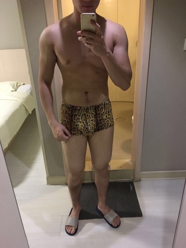 pappernguyen:Quần sịp hoa