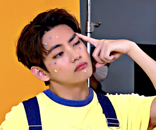I Love One (1) Minioncr. Jung-koook