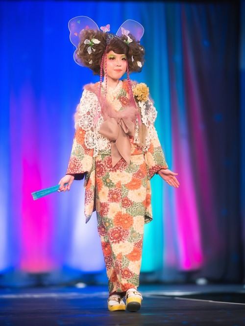 Kimono Show at Anime North 2019: Princesses in Virtual Worlds Model: Ai Cheerio Photographer: LAN.PR