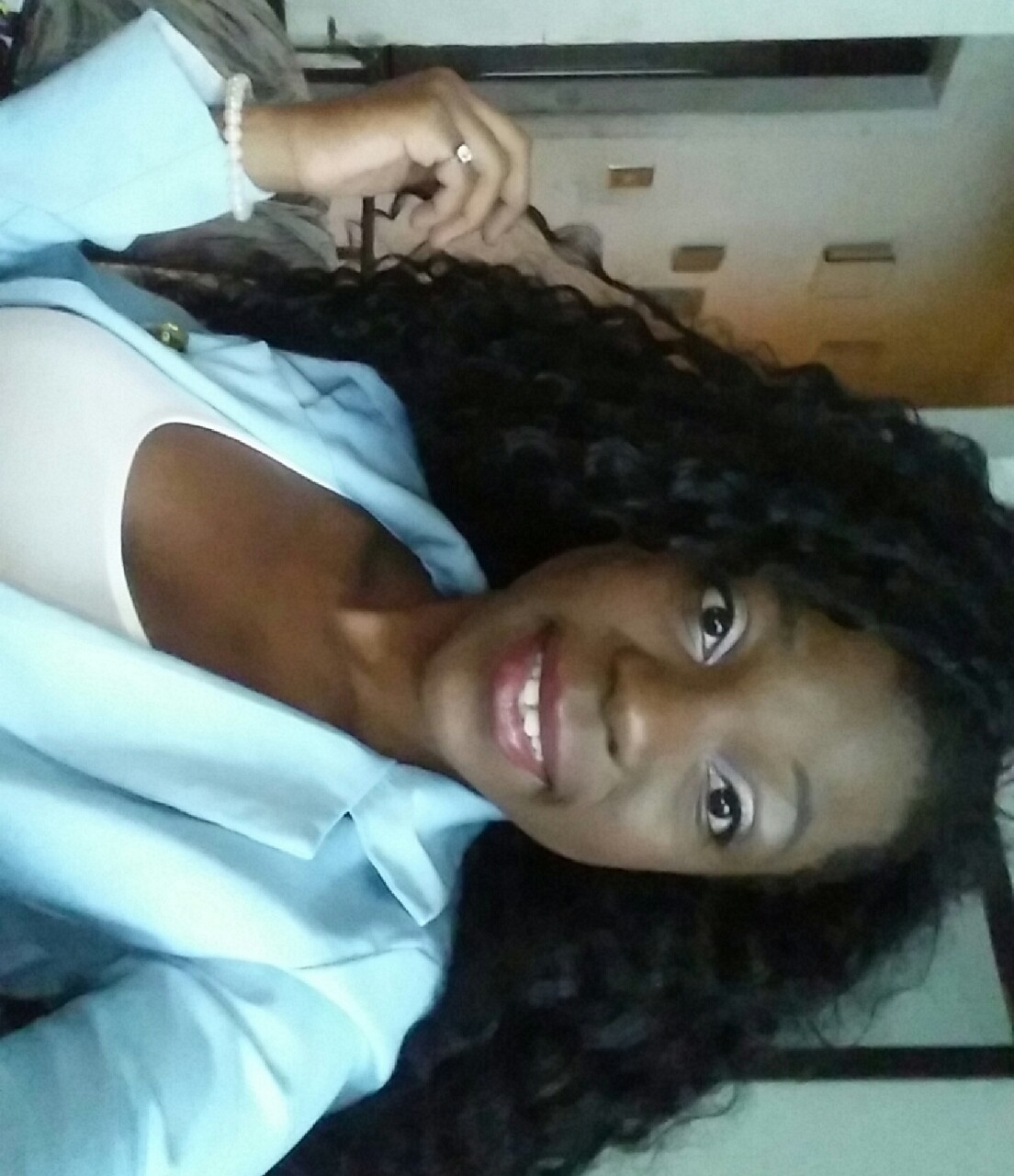 theeemvp:  Just a Brown girl, happy blackout!!😁😁😍💋❤