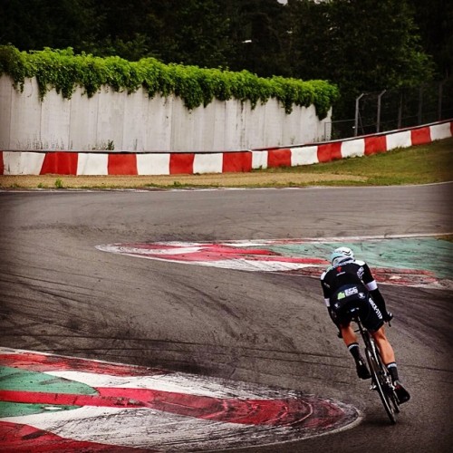 bici-veloce:From bluyckx1 - Time trial at Circuit Zolder #cycling #zolder #specialized #shiv #aero h