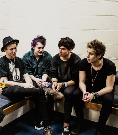 heartbreakirwin:  © 