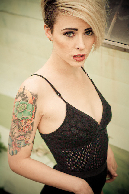 wanna-do-bad-things-with-u:  Alysha Nett