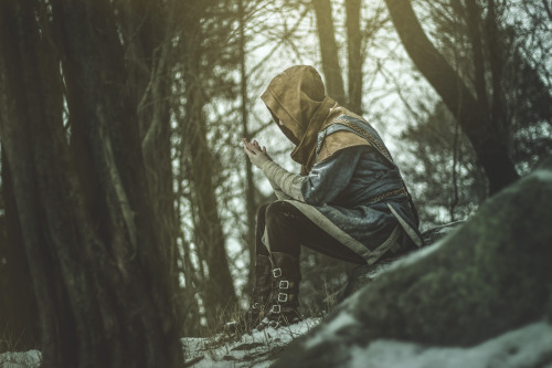 myrddin-emrys:FROSTFALLCosplay by me (Sennedjem Cosplay), photos by @theshatteredsilhouette