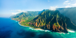 breathtakingdestinations:  Na Pali Coast - Kauai - Hawaii - USA (by Dhilung Kirat) 