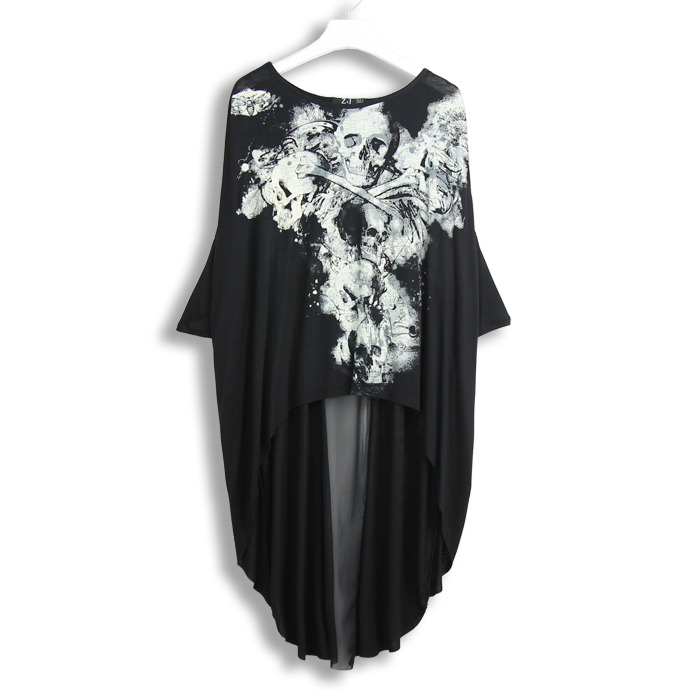 bombisbomb:  Punk Skull Asymmetrical Top $12.65 Wow I didn’t think I would actually