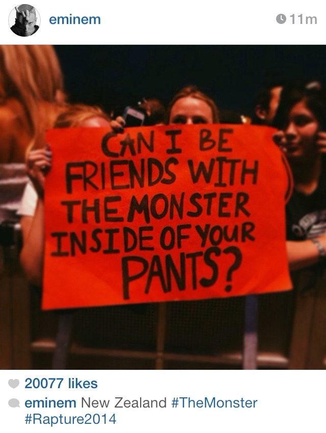 greatwhiterapper:  mmlp2:  Yes  bury me in a suit made of this picture