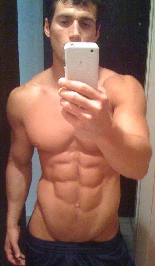 meniloveat5280:  Follow for over 100,000 examples of The Art of Man.  With over 30,000