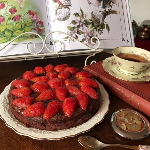 La recette de Mai d’Une année en Magie est une petite tuerie gourmande ☕️ #cake #chocolatecake #stra