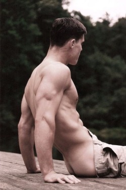 jockbeach:  http://jockbeach.tumblr.com