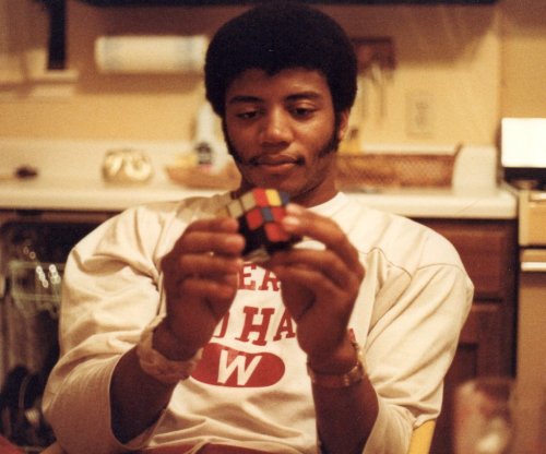 science70:Neil deGrasse Tyson with a Rubik’s
