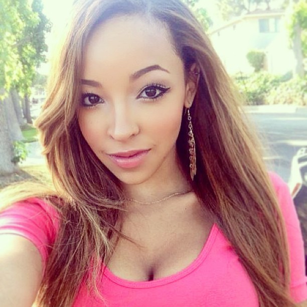 tinashenow:  California dreamin’  Mad gorgeous and beautiful 