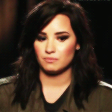 louvats-blog:  Demi Lovato Premieres Heart Attack Video. 