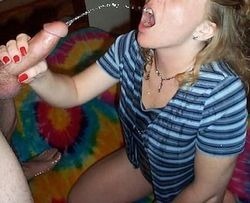 hot-golden-shower:  Full Gallery - CLICK HERE If you rather get laid - CLICK HERE