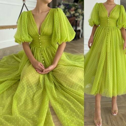 acourtofcouture