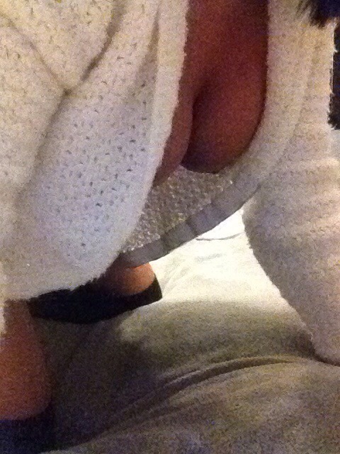 50fuckingandlovingit:  Hump Day! Hope everyone has a good one!! 💋